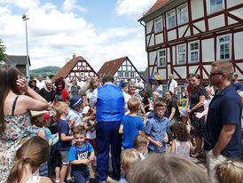 Kirchweih- und Johannifest (Foto: Karl-Franz Thiede)